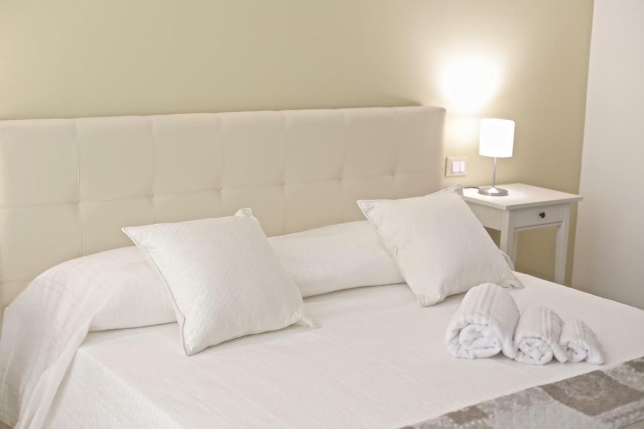 Il Viaggiatore B&B Lecce Ngoại thất bức ảnh