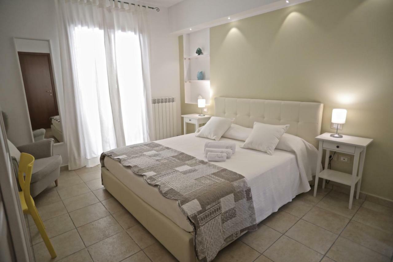 Il Viaggiatore B&B Lecce Ngoại thất bức ảnh